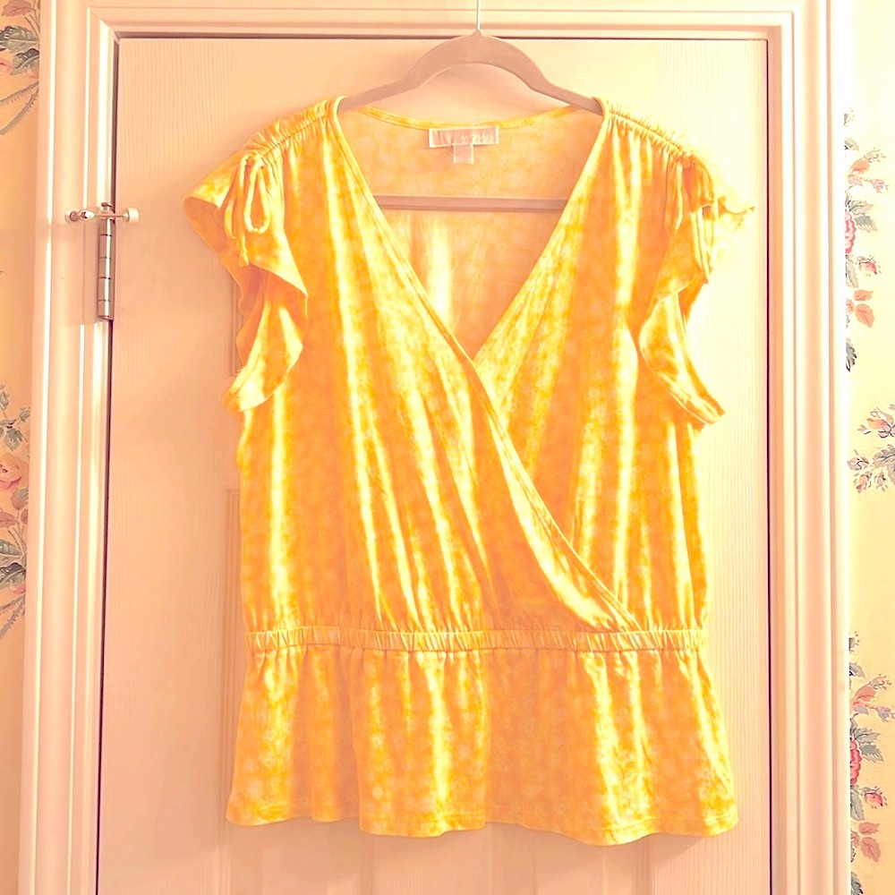 NWOT - Michael Kors top, size L
